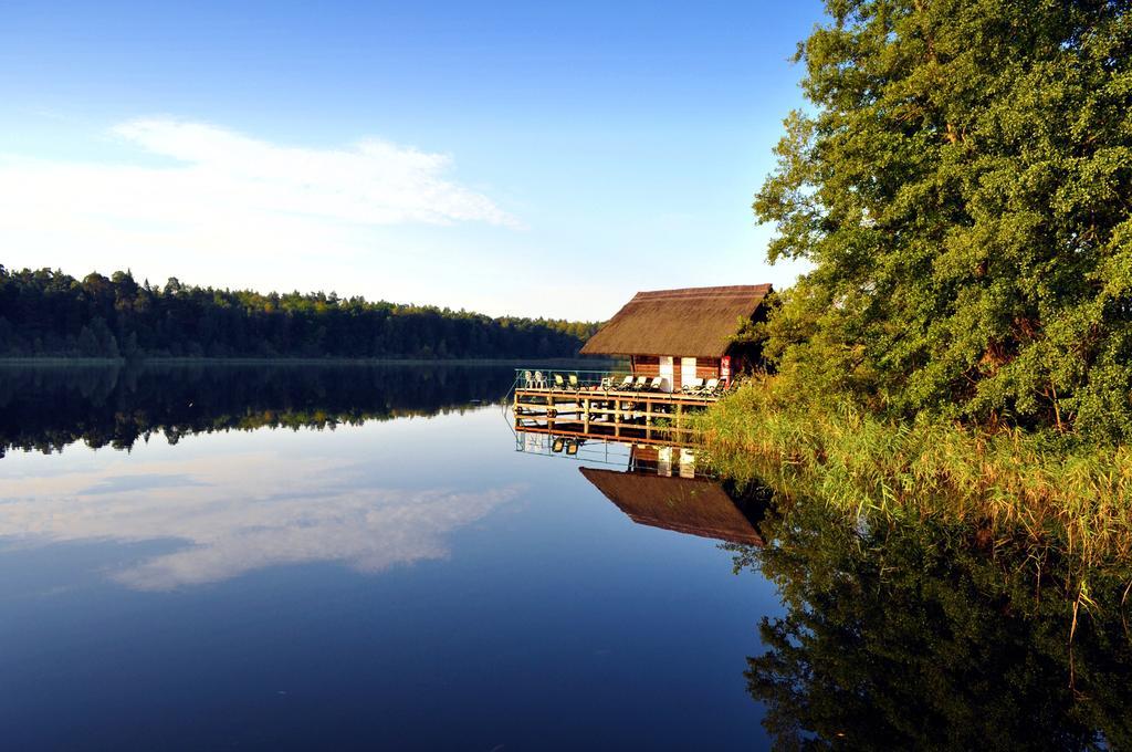Hotel Doellnsee-Schorfheide Templin Esterno foto